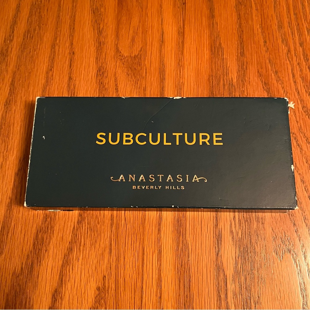 Anastasia Beverly Hills Subculture Eyeshadow Pallet